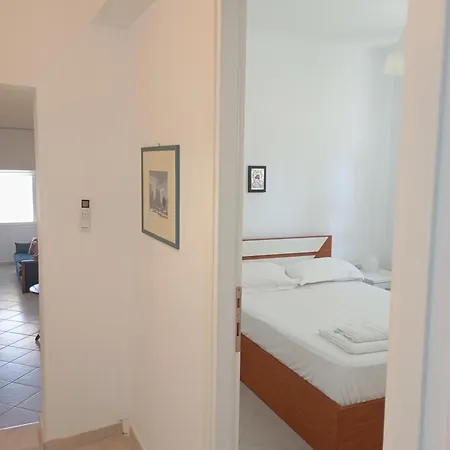 Haris Papa Kallithea Halkidiki Афитос