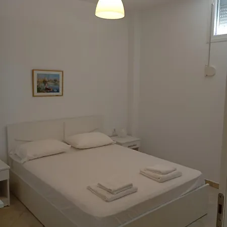 ヴィラ Haris Papa Kallithea Halkidiki *