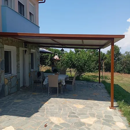 Haris Papa Kallithea Halkidiki *