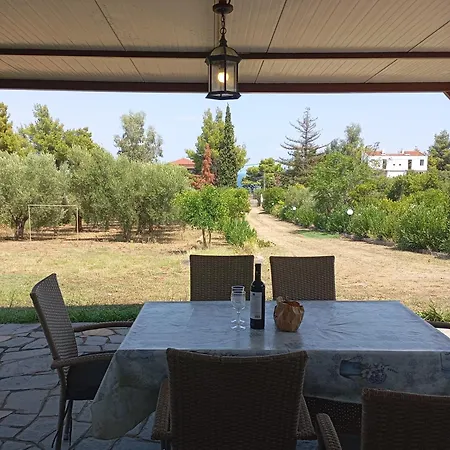 Haris Papa Kallithea Halkidiki *